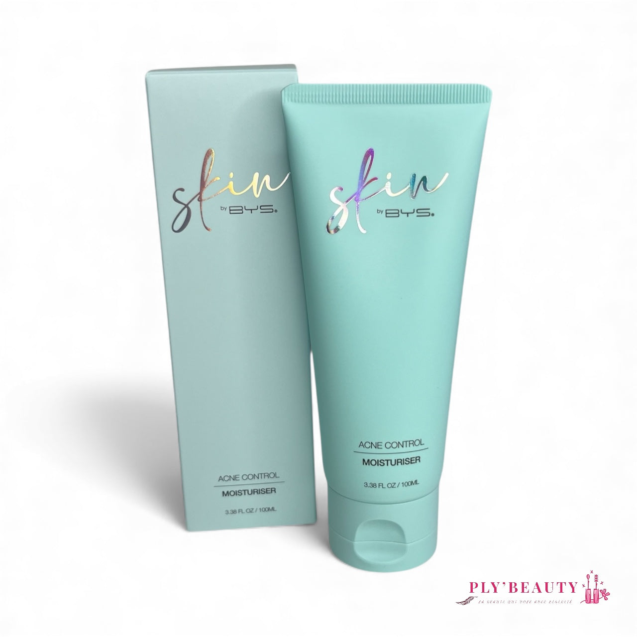	•	Acne Control Moisturiser Skin by BYS – tube vert 100 ml avec boîte – studio Ply’Beauty
	•	Crème hydratante anti-acné Skin by BYS – photo produit claire